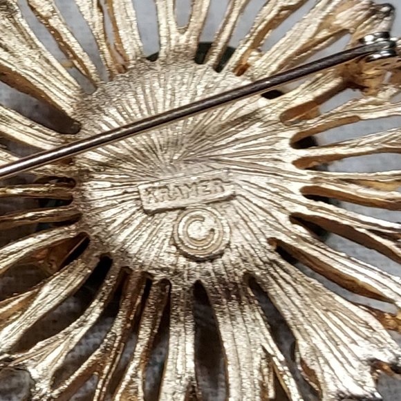 Two Aventurine Gold tone Pins LOT One is marked Kramer - Picture 5 of 5